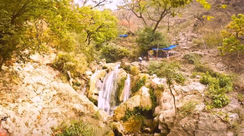 secret waterfall in Rishikesh