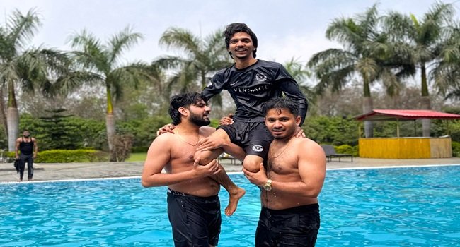 corbett manral resort pool