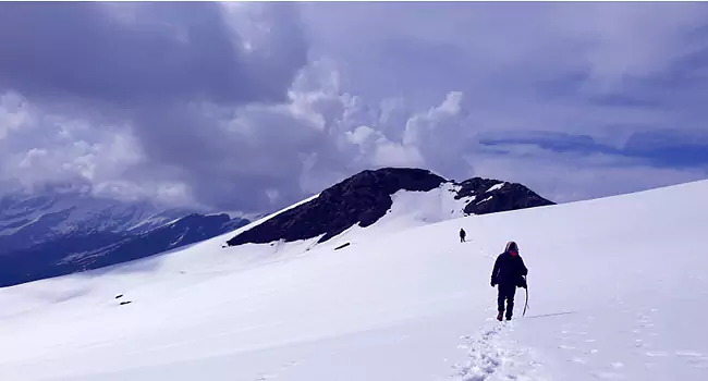 mountaineering manali