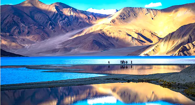 pangong