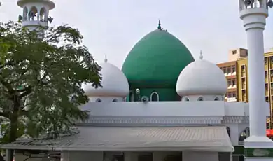 thousand lights mosque